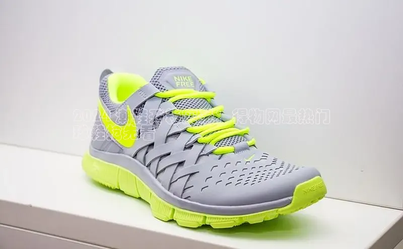 Bsports在线登录入口普信公司2024 潮鞋开箱实录：得物网最热门
球鞋抢先看