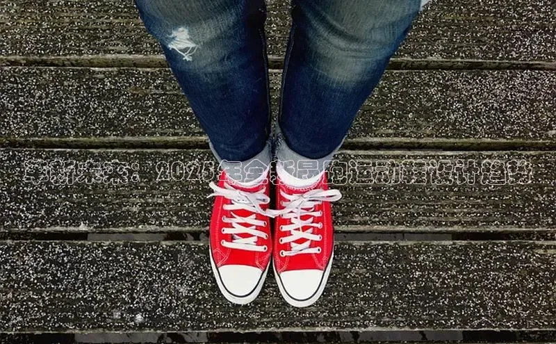 bsports必一运动华策影视革新未来：2025年全新昂跑运动鞋设计趋势