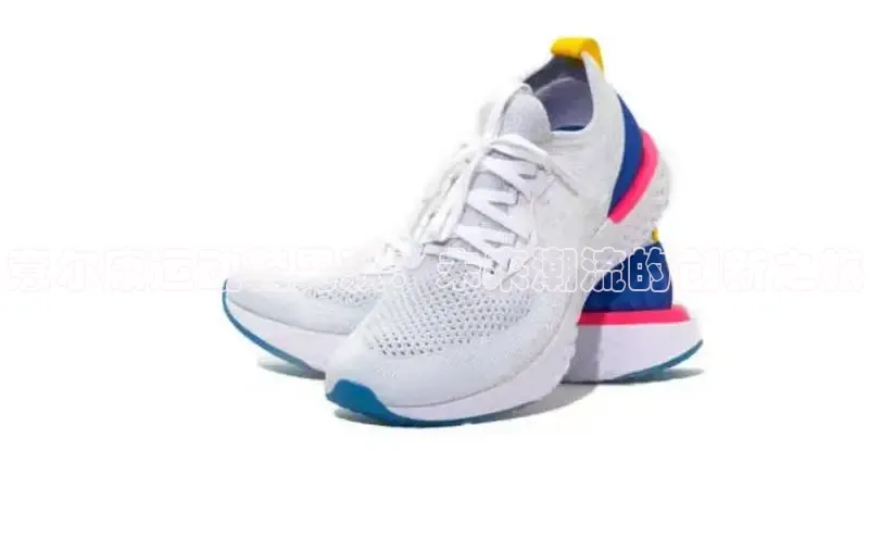 意尔康运动鞋男款：未来潮流的创新之旅